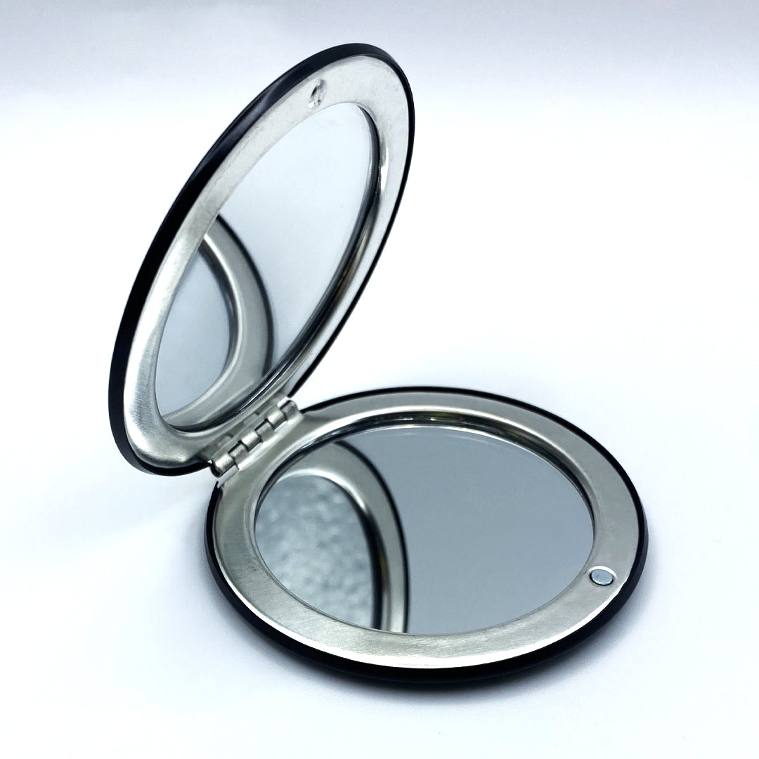 Round compact mirror