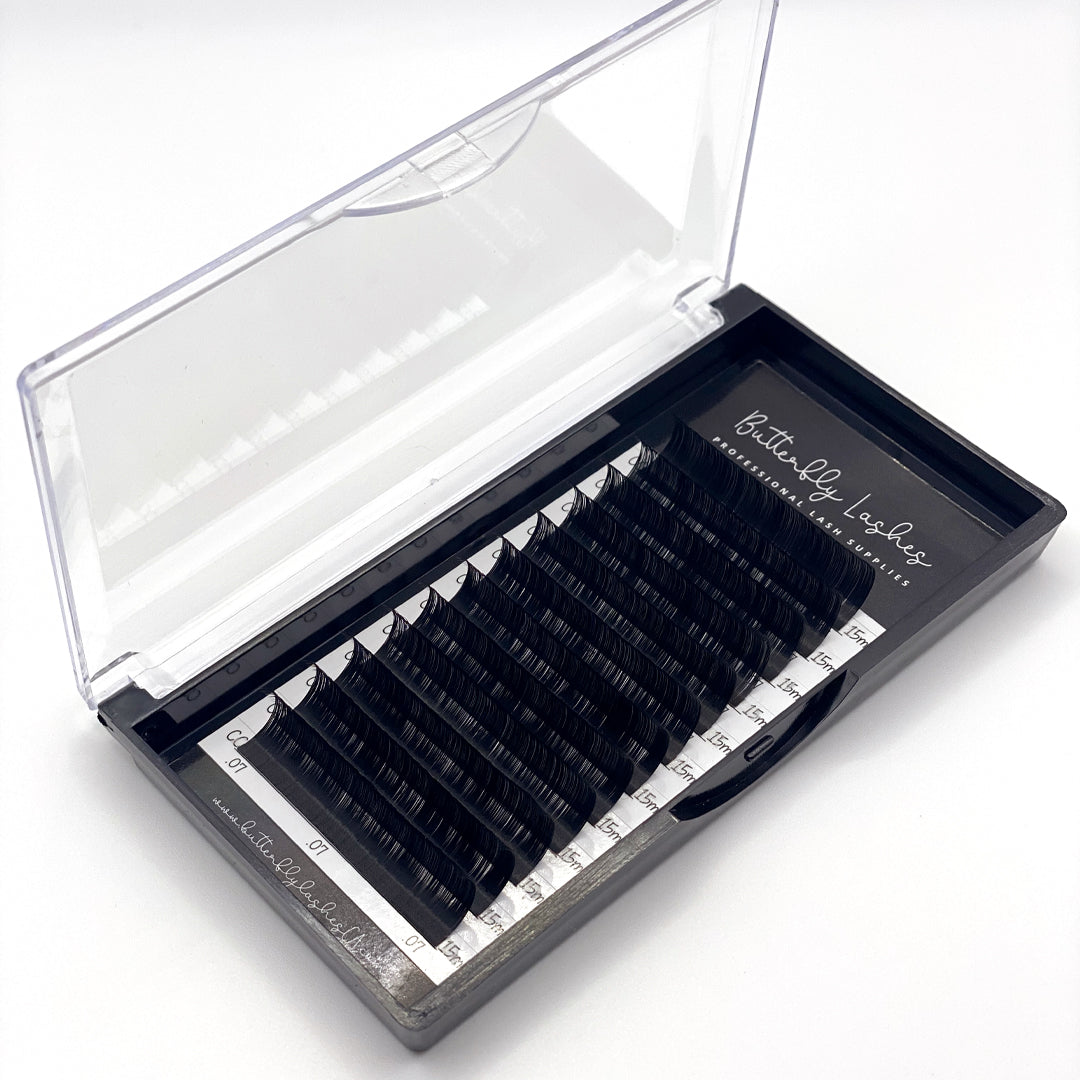 Butterfly Kisses Volume Lashes